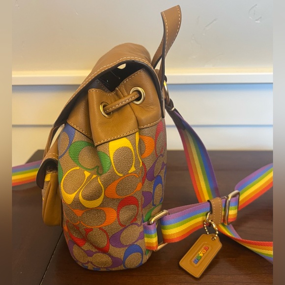 Coach Pennie Backpack 22 In Rainbow Signature Canvas - Picture 3 of 9